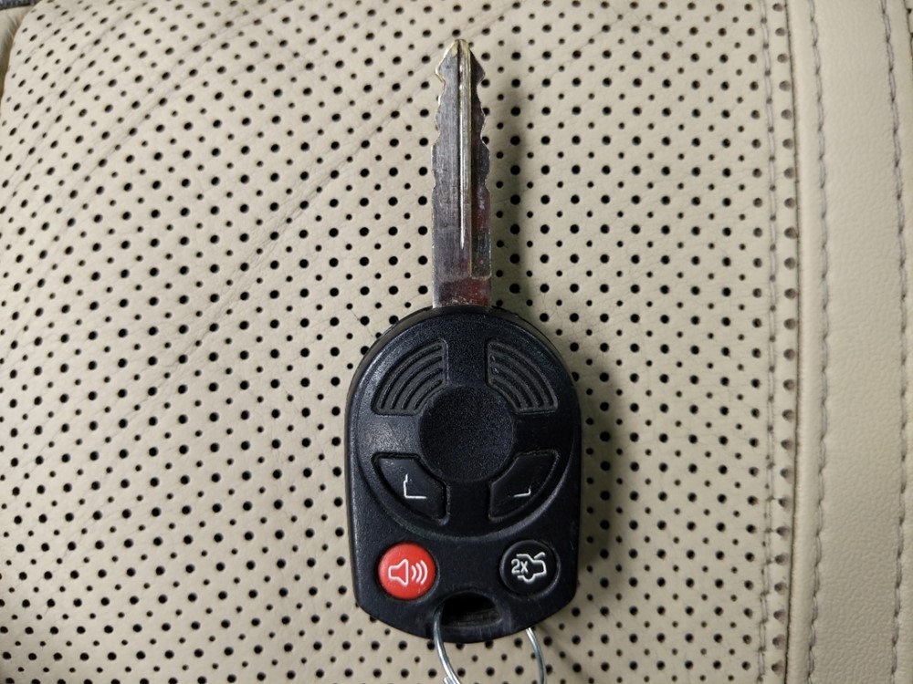 2012 Lincoln MKZ - Keys