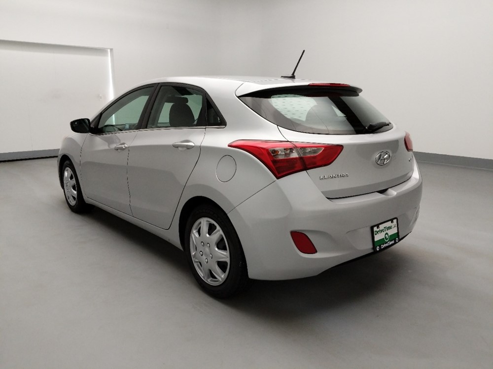2017 Hyundai Elantra - Driver Rear Bumper