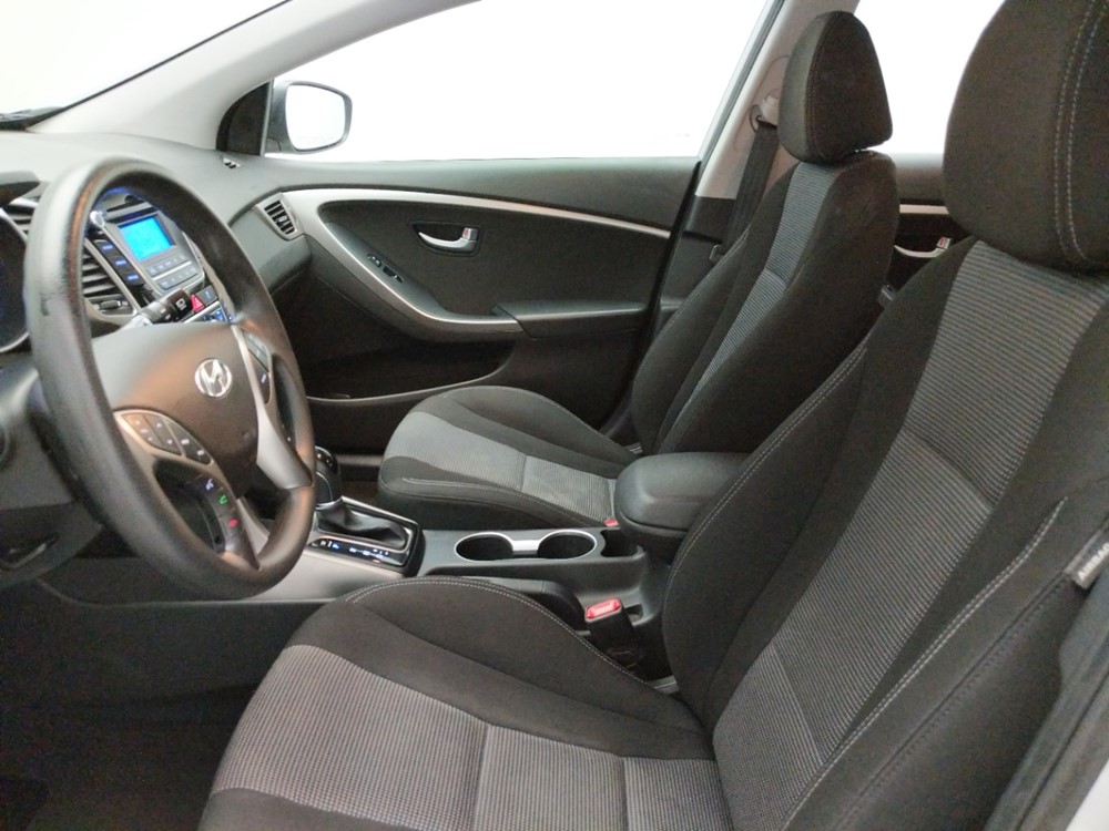 2017 Hyundai Elantra - Driver Front Seat