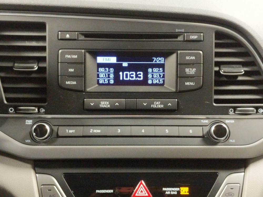 2017 Hyundai Elantra - Stereo Package