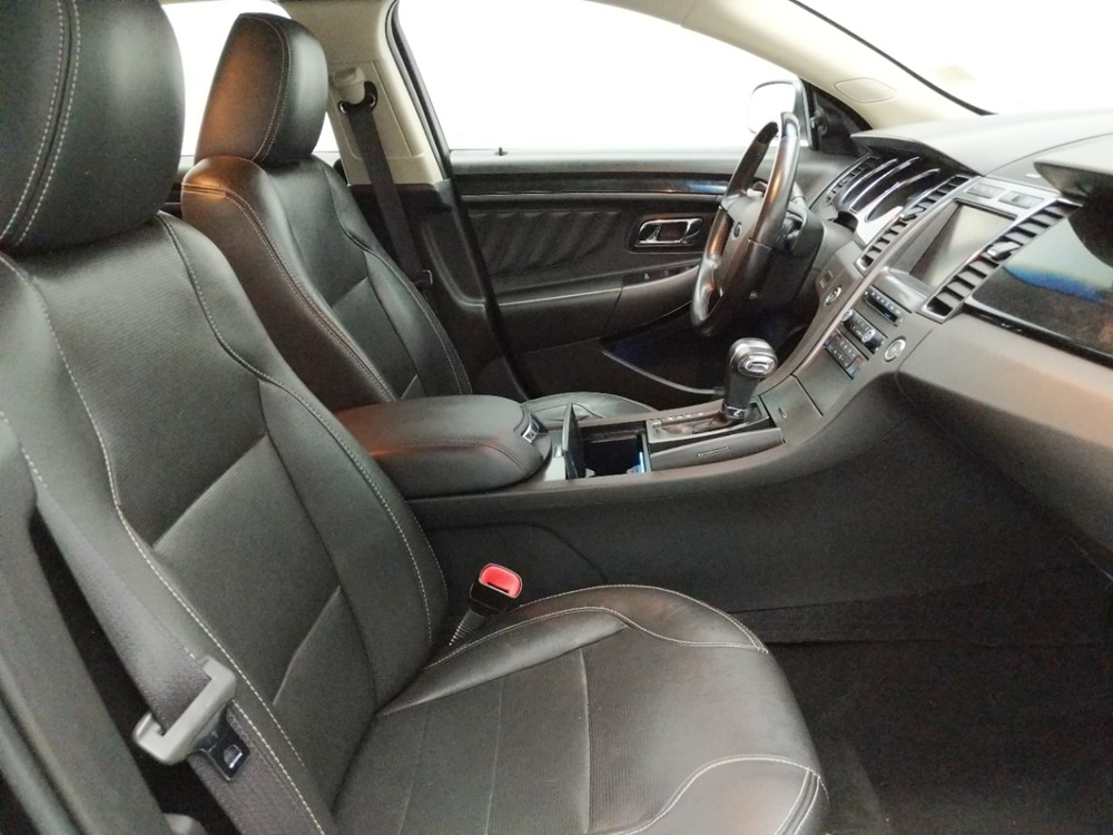 2010 Ford Taurus - Passenger Front Seat