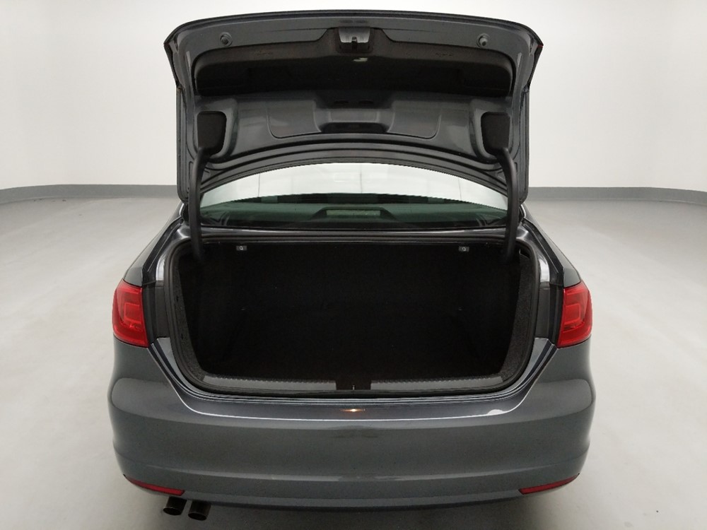 2014 Volkswagen Jetta - Trunk