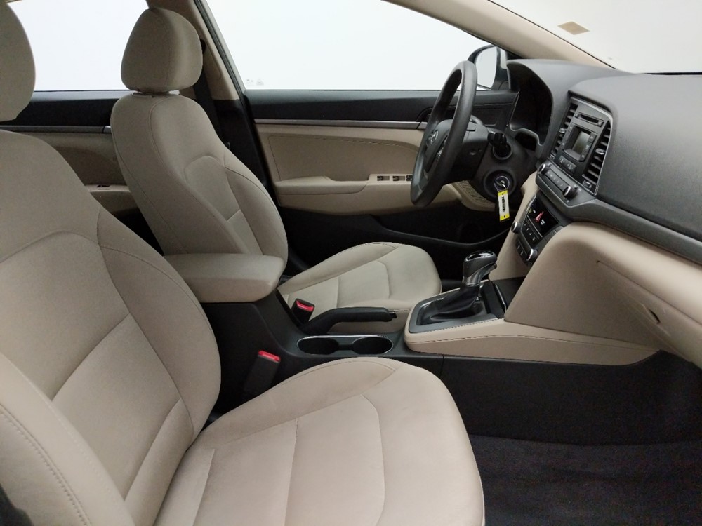 2017 Hyundai Elantra - Passenger Front Seat