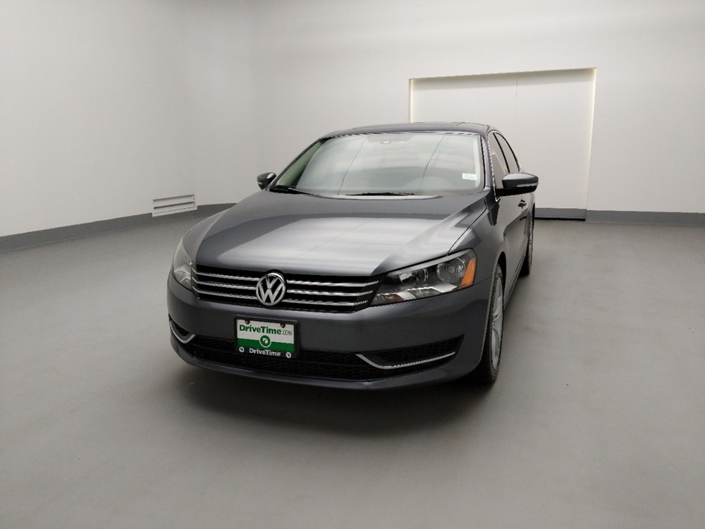 2014 Volkswagen Passat - Driver Front Hood