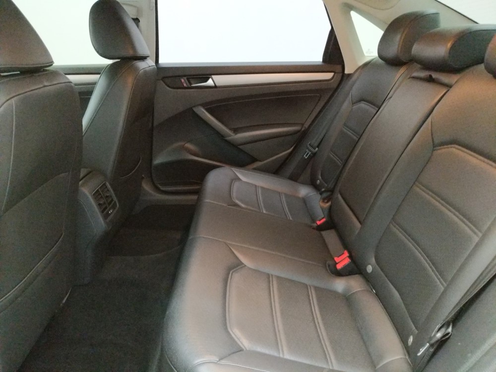 2014 Volkswagen Passat - Driver Rear Seat