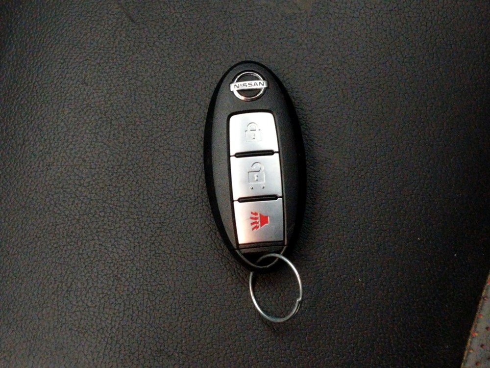 2014 Nissan JUKE - Keys