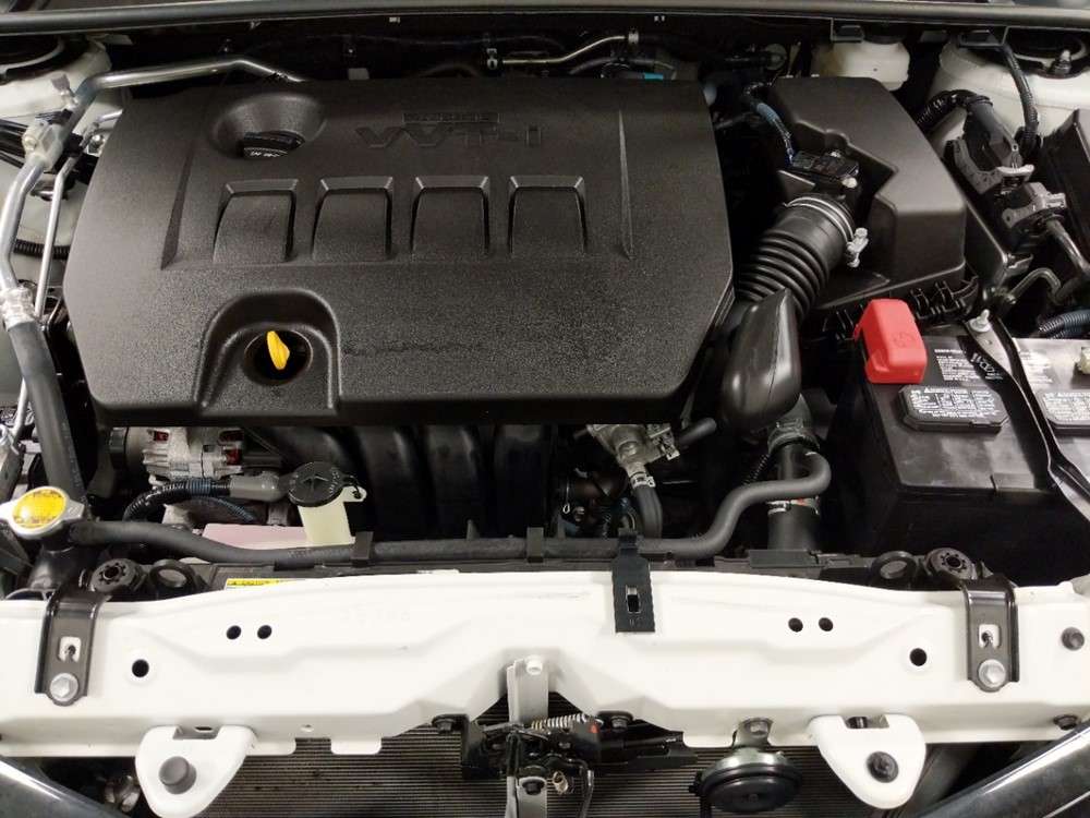 2017 Toyota Corolla - Engine
