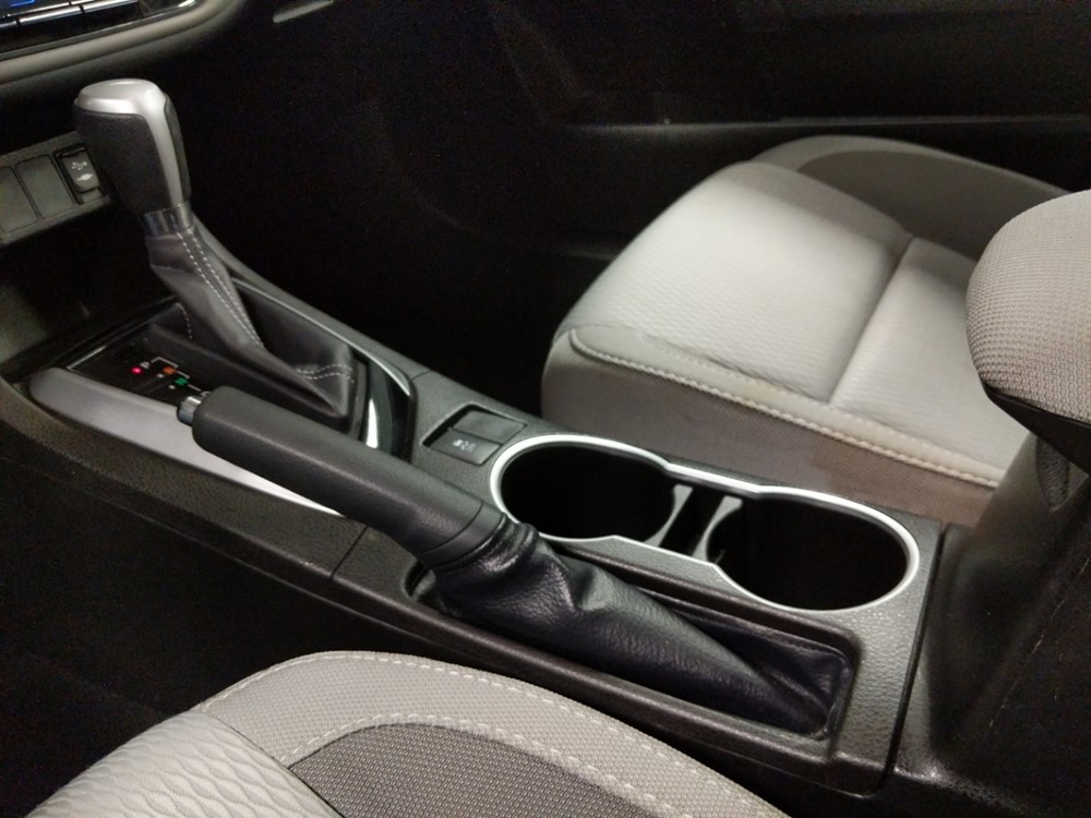 2017 Toyota Corolla - Center Console/Cup Holders
