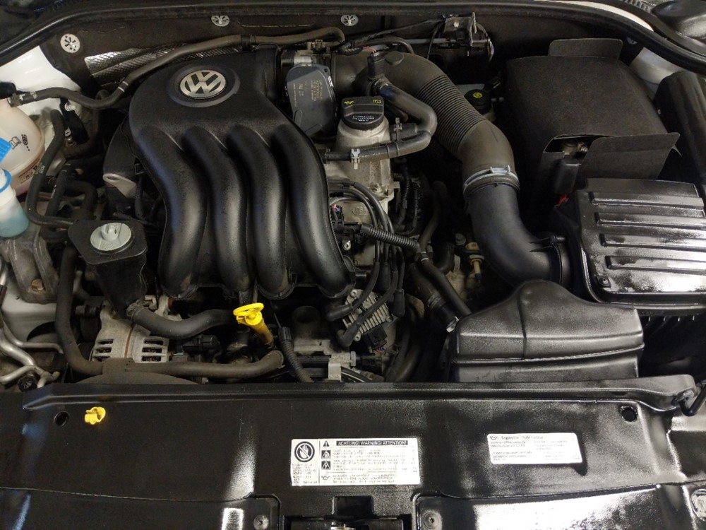 2015 Volkswagen Jetta - Engine