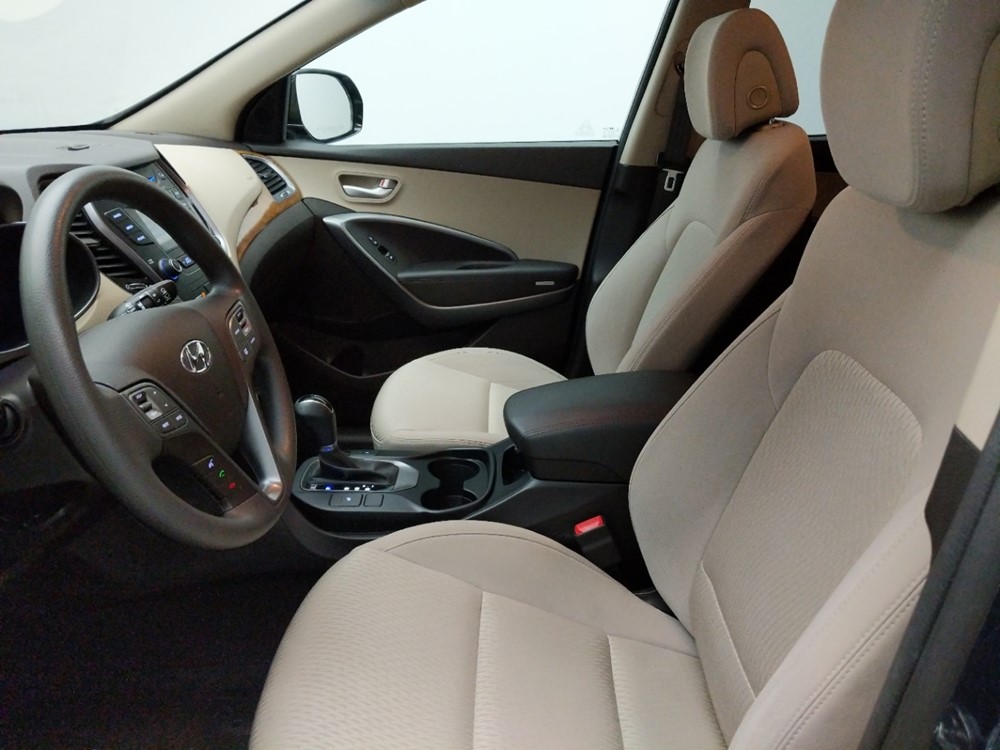 2016 Hyundai Santa Fe - Driver Front Seat
