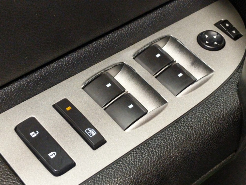 2009 Chevrolet Silverado 1500 - Driver Power Windows/Lock Control
