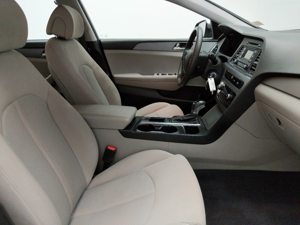 2017 Hyundai Sonata - Passenger Front Seat