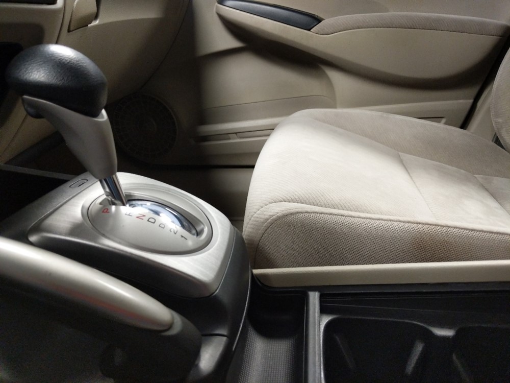 2011 Honda Civic - Center Console/Cup Holders
