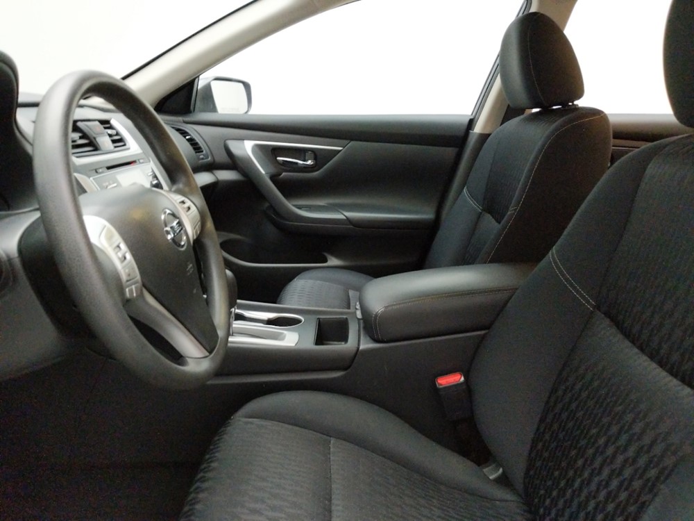 2017 Nissan Altima - Driver Front Seat
