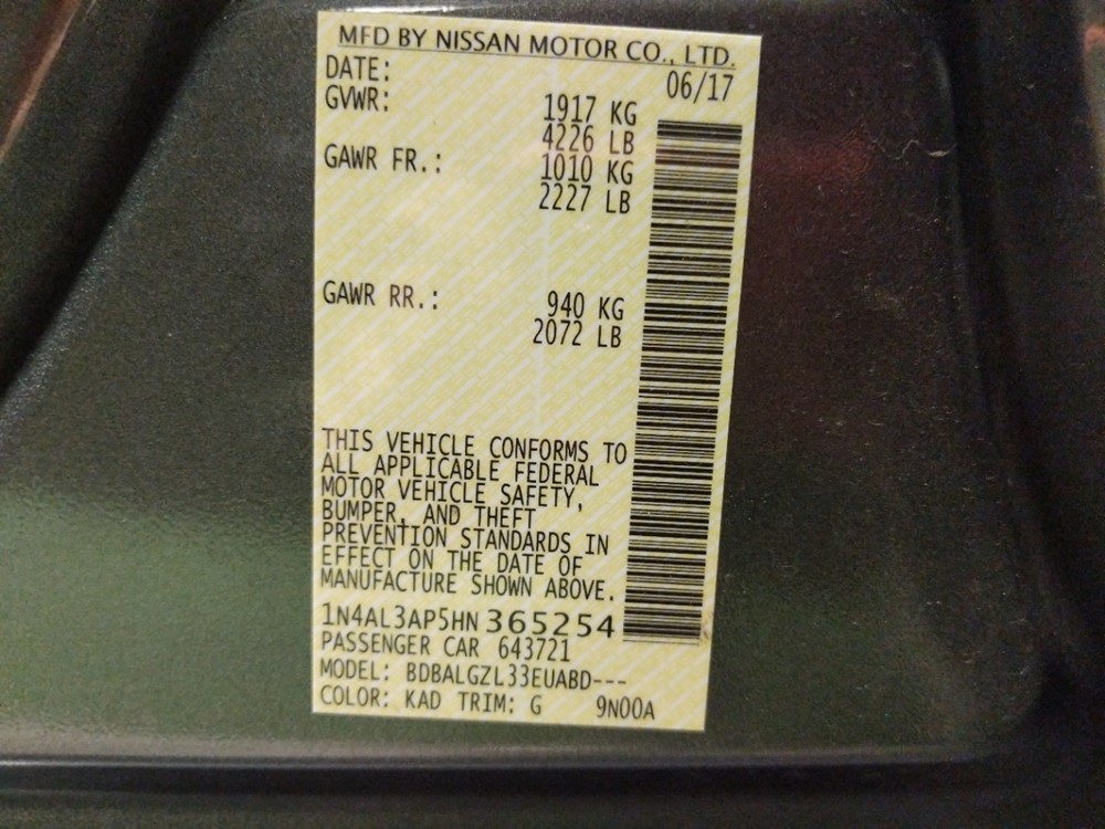 2017 Nissan Altima - VIN Plate