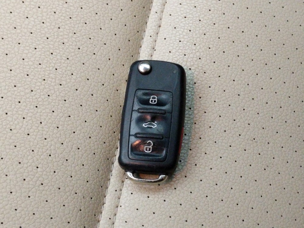 2014 Volkswagen Jetta - Keys