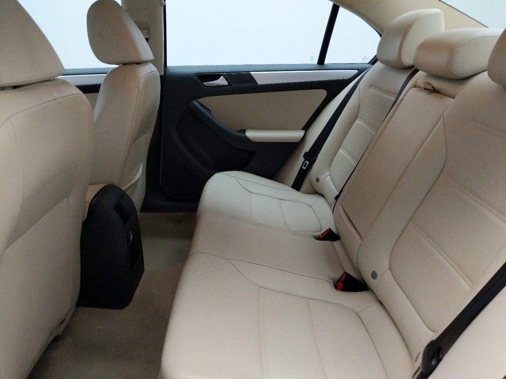 2014 Volkswagen Jetta - Driver Rear Seat