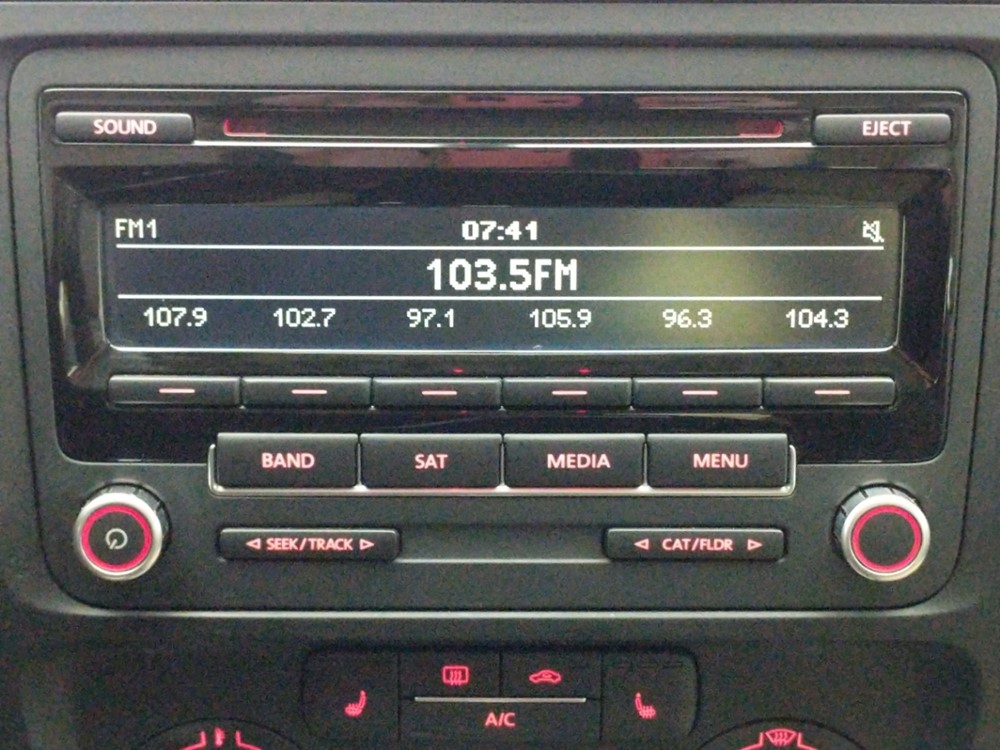 2014 Volkswagen Jetta - Stereo Package
