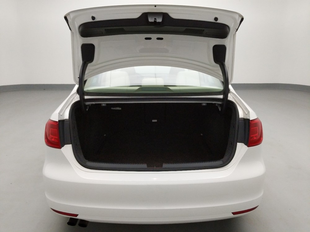 2014 Volkswagen Jetta - Trunk