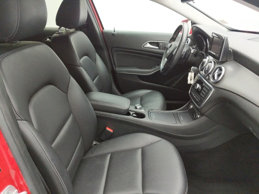 2015 Mercedes-Benz GLA250 - Passenger Front Seat