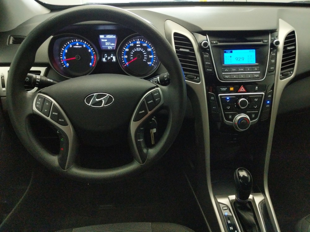 2017 Hyundai Elantra - Driver Dash