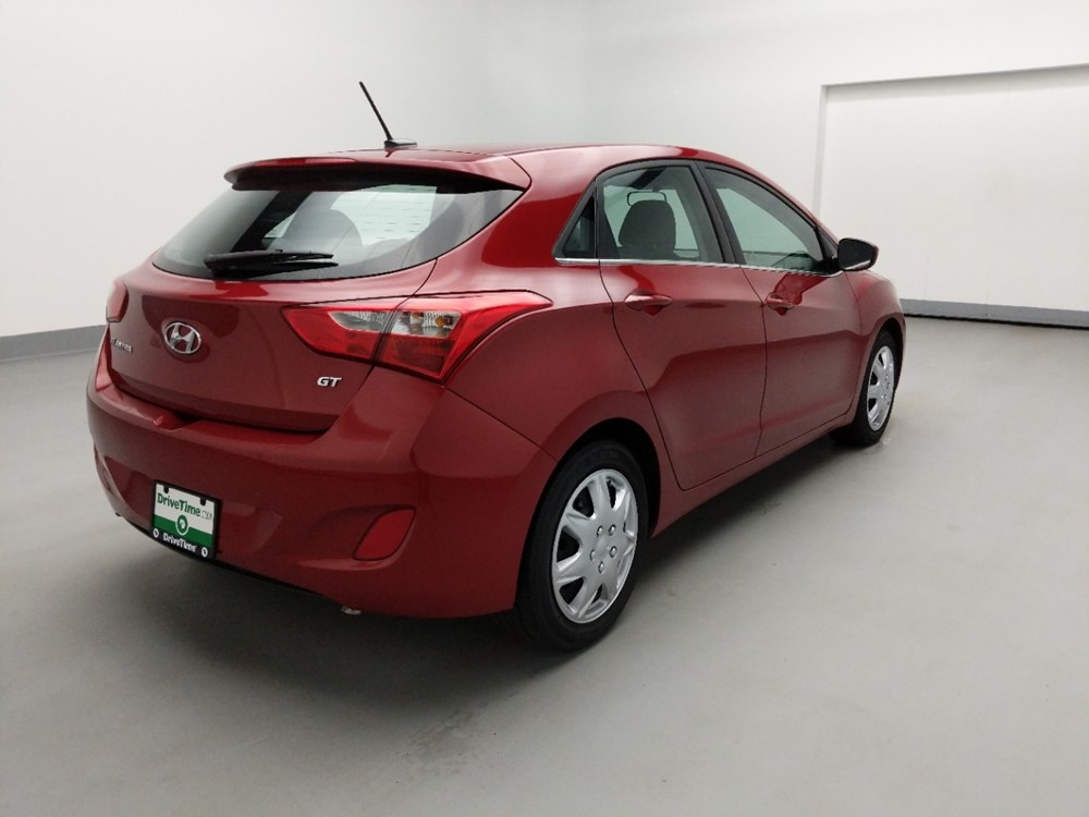 2017 Hyundai Elantra - Passenger Rear Bumper