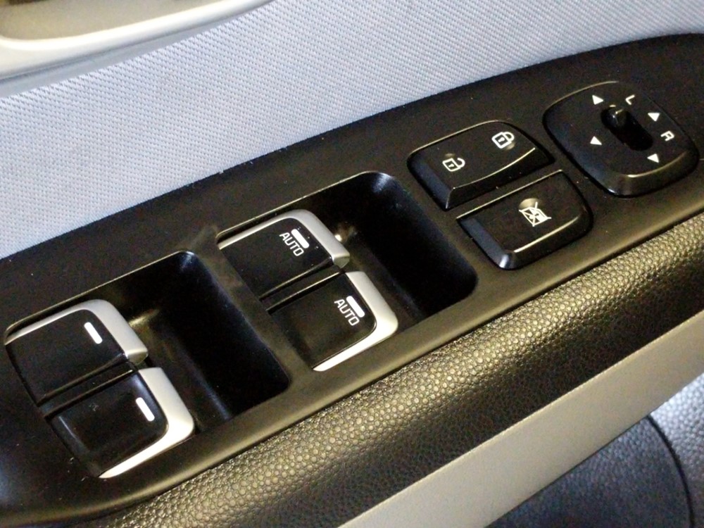 2017 Kia Soul - Driver Power Windows/Lock Control