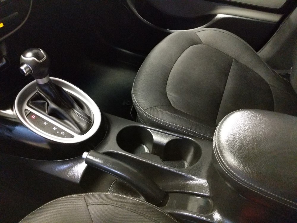 2017 Kia Soul - Center Console/Cup Holders