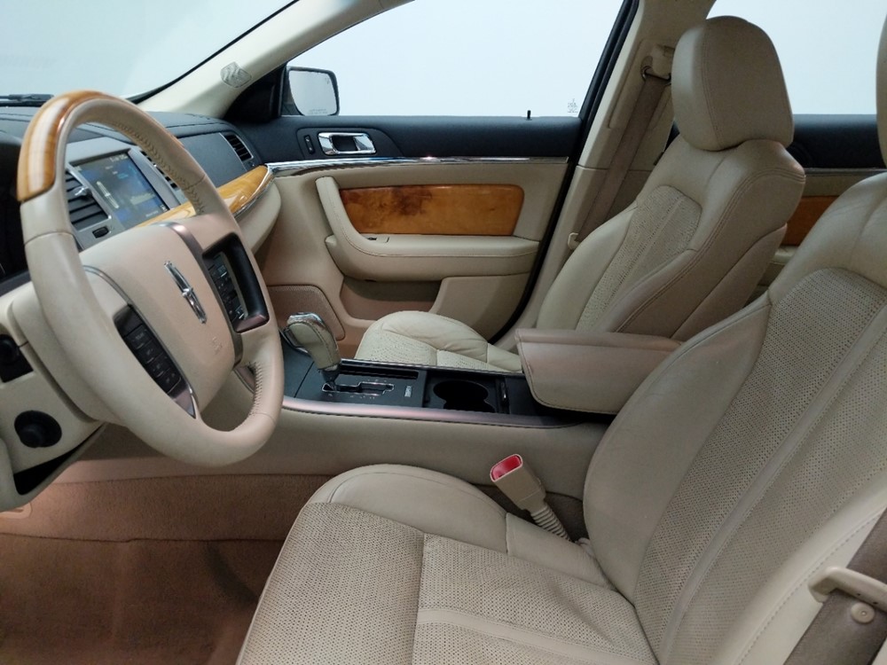 2009 Lincoln MKS - Driver Front Seat