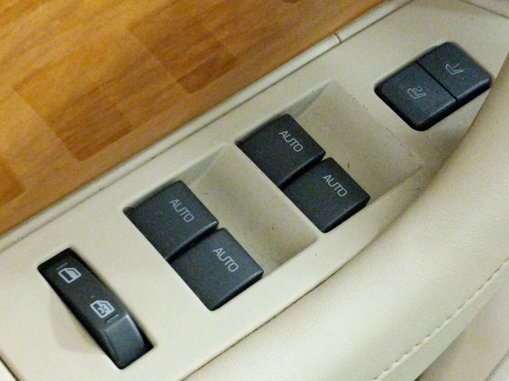 2009 Lincoln MKS - Driver Power Windows/Lock Control