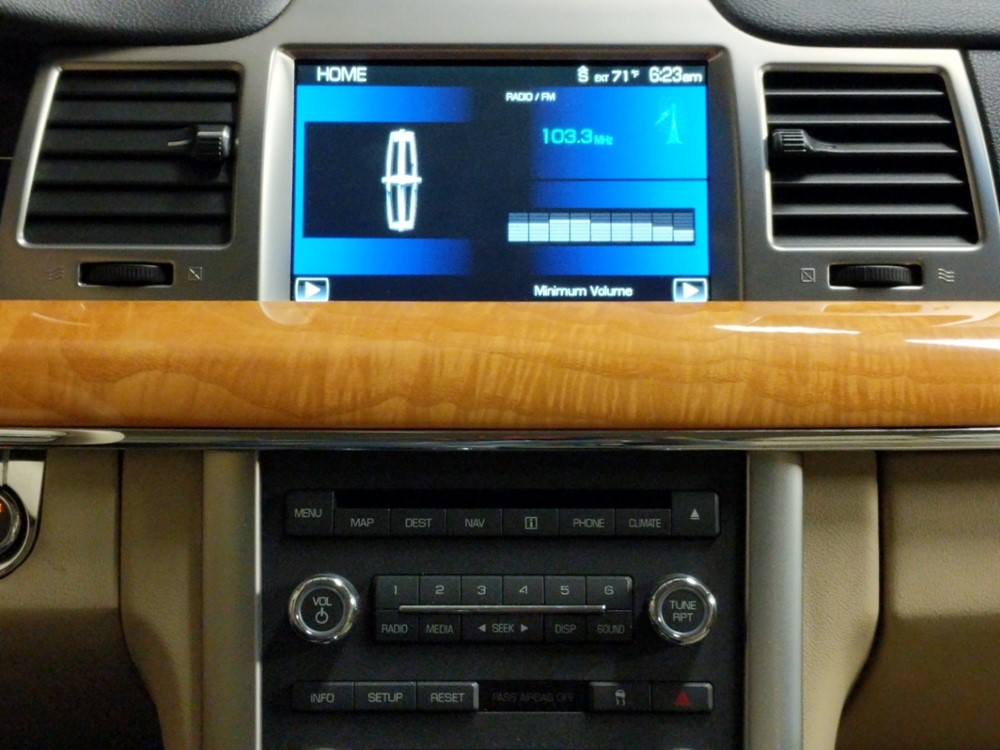 2009 Lincoln MKS - Stereo Package