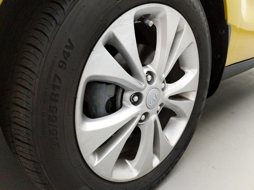 2014 Kia Soul - Wheel
