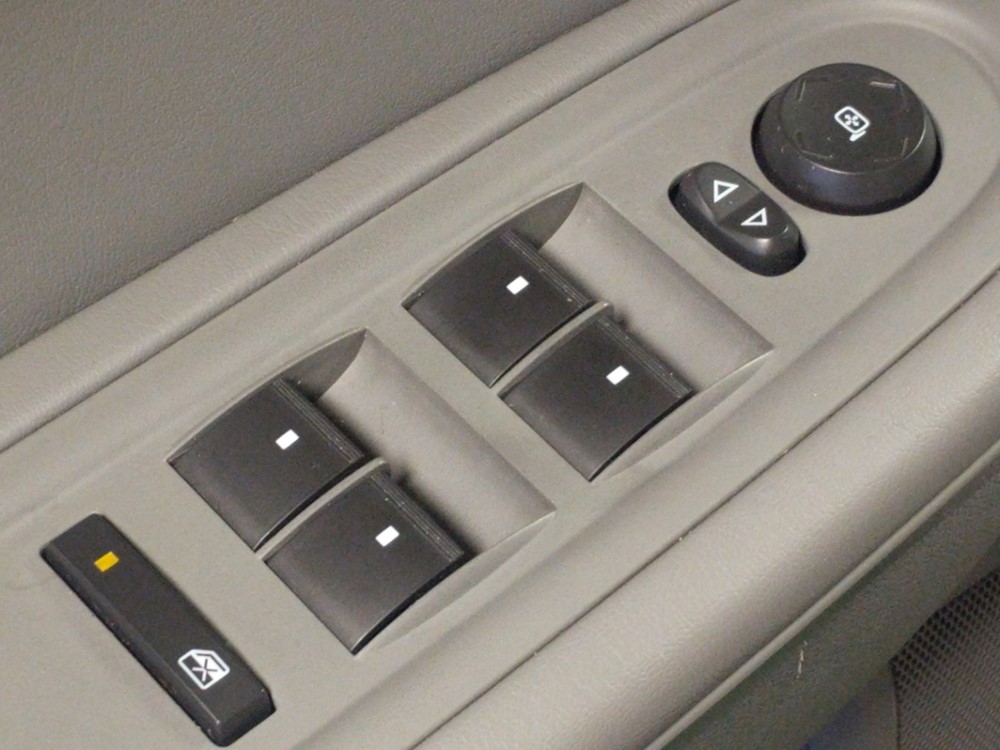 2014 Chevrolet Traverse - Driver Power Windows/Lock Control
