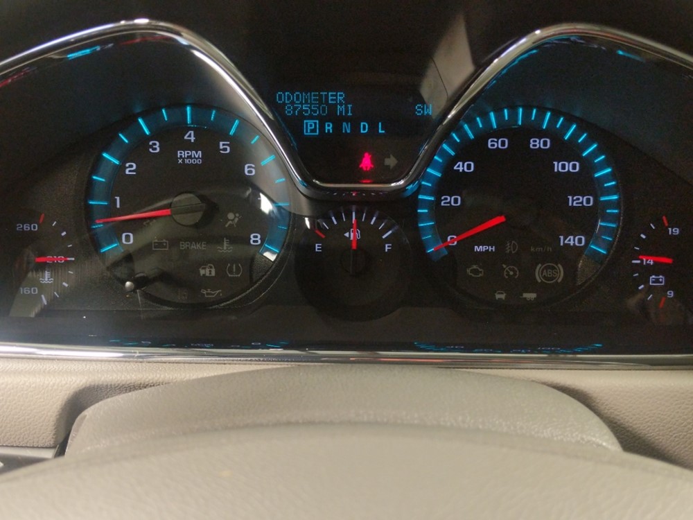 2014 Chevrolet Traverse - Odometer Close Up