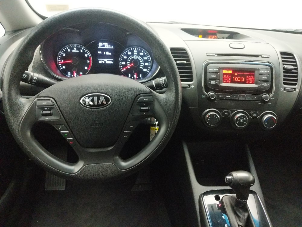 2017 Kia Forte - Driver Dash