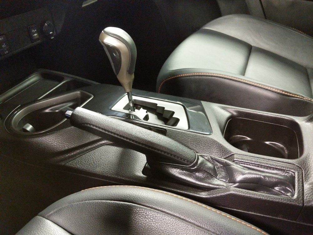 2017 Toyota RAV4 - Center Console/Cup Holders
