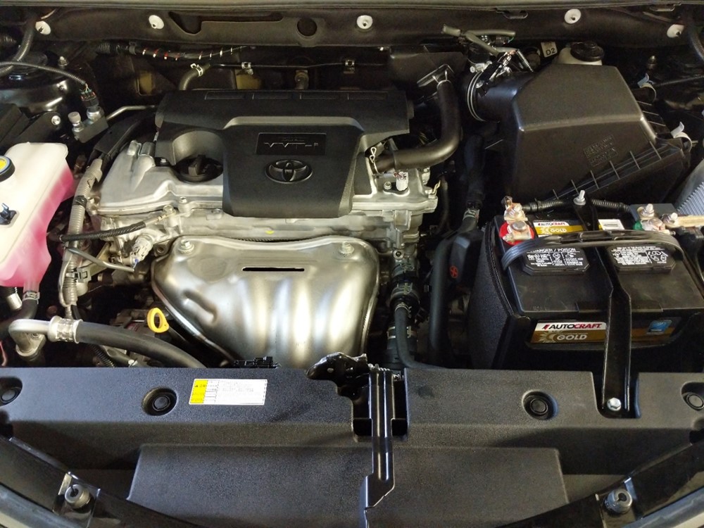 2017 Toyota RAV4 - Engine