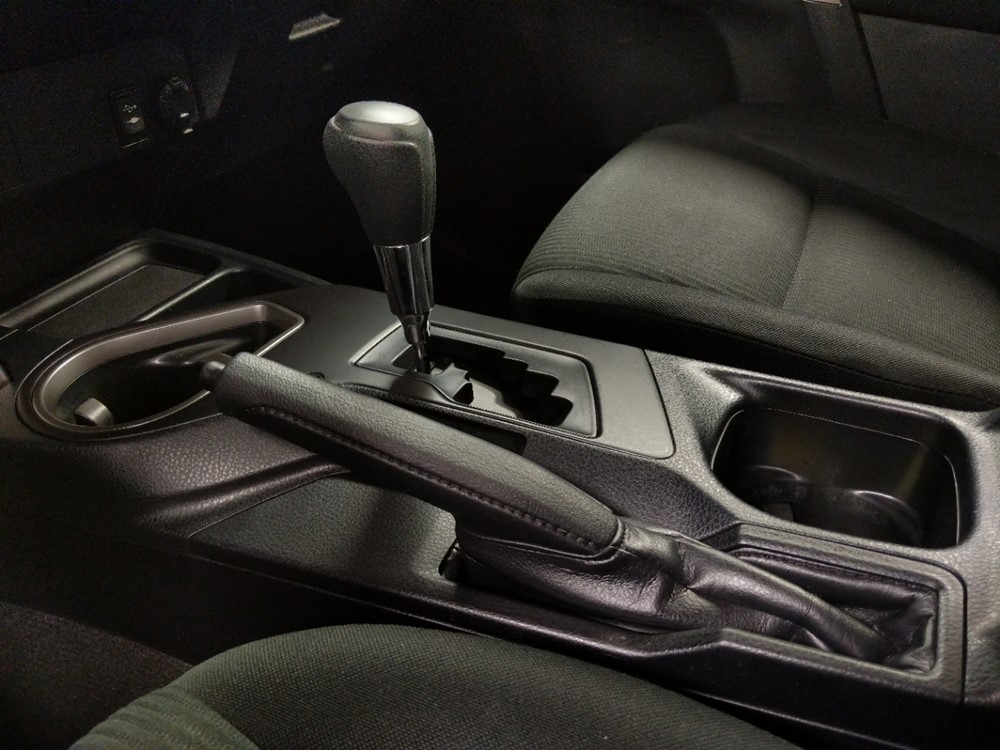 2017 Toyota RAV4 - Center Console/Cup Holders