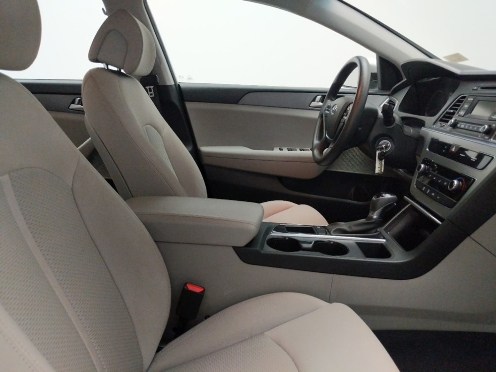 2017 Hyundai Sonata - Passenger Front Seat