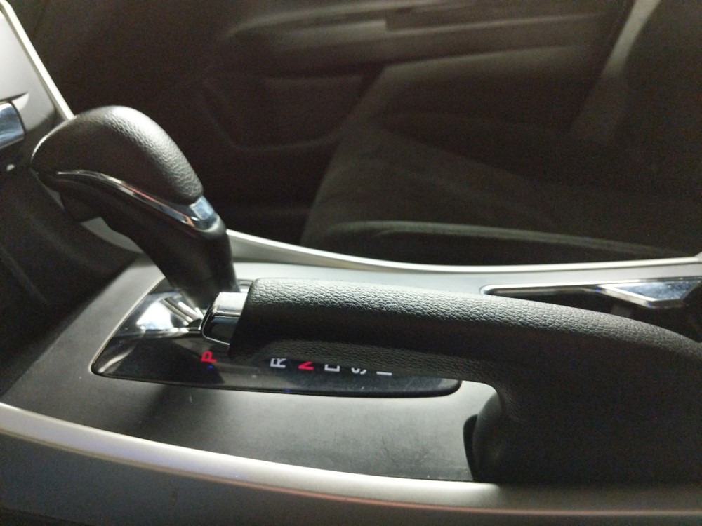 2013 Honda Accord - Center Console/Cup Holders