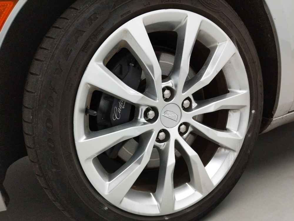 2017 Cadillac XTS - Wheel