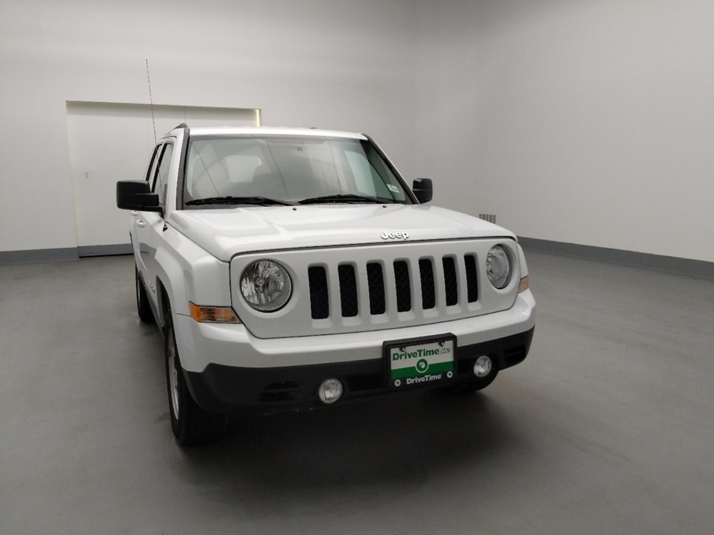 2017 Jeep Patriot - Passenger Front Hood