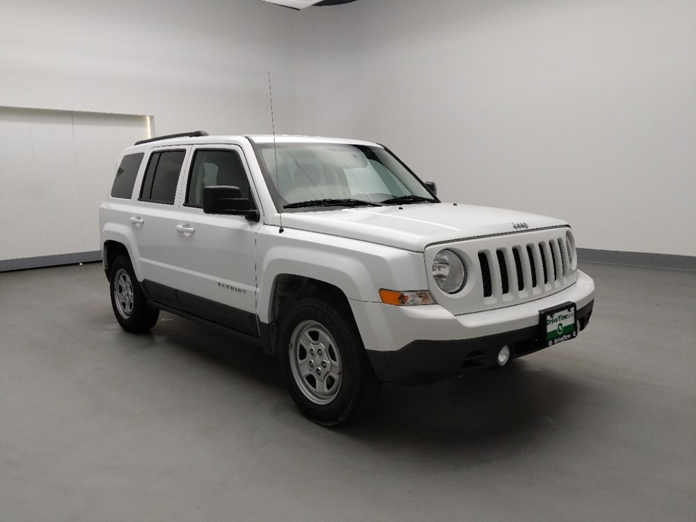 2017 Jeep Patriot - Passenger Front Bumper