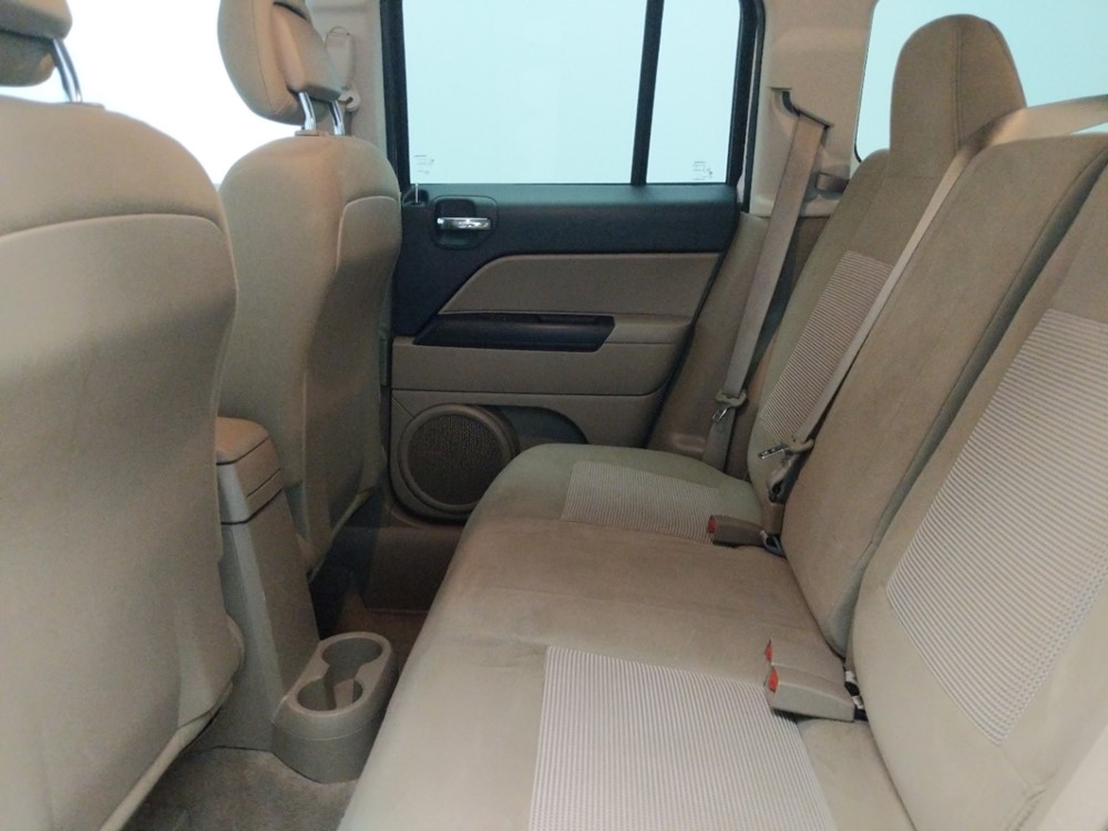 2017 Jeep Patriot - Driver Rear Seat