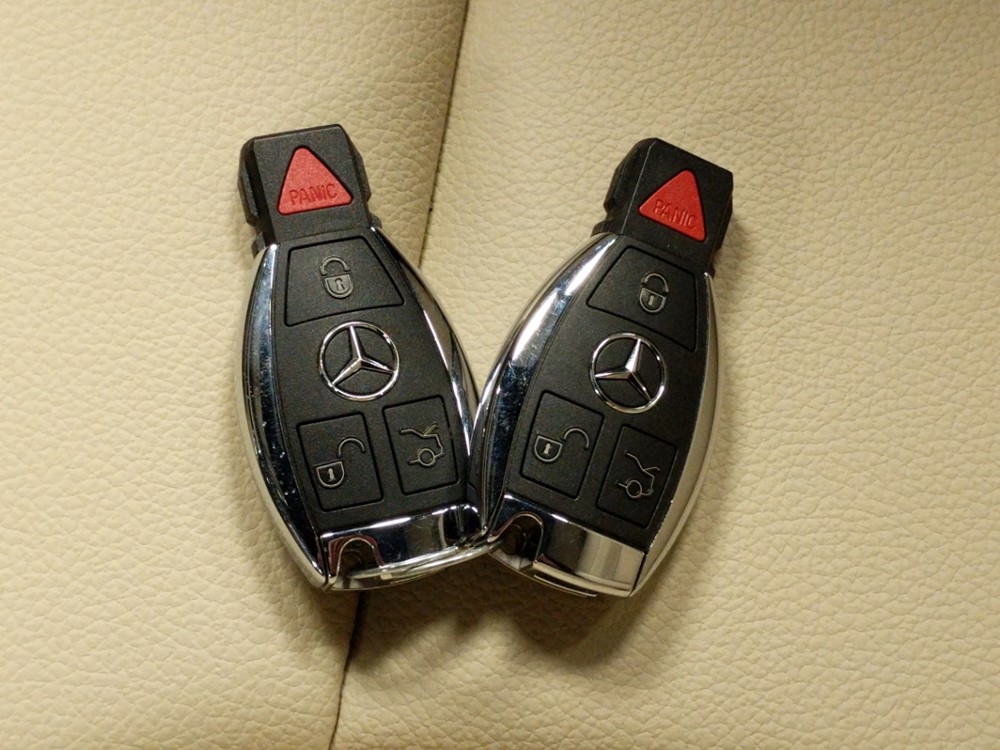 2015 Mercedes-Benz CLA250 - Keys