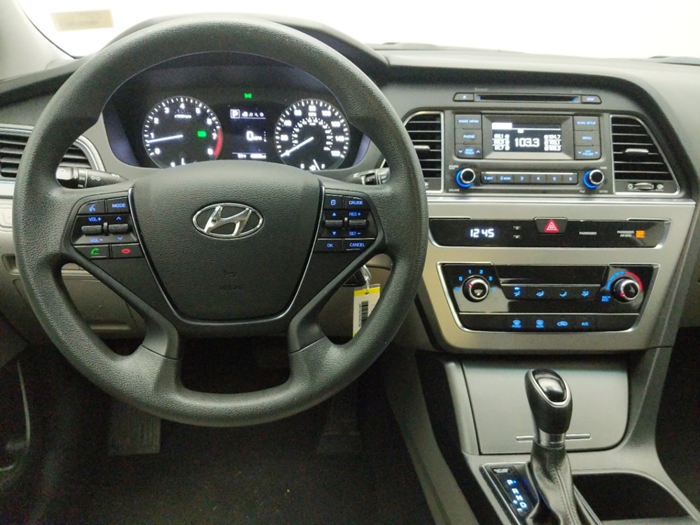 2017 Hyundai Sonata - Driver Dash