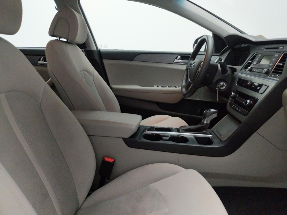 2017 Hyundai Sonata - Passenger Front Seat