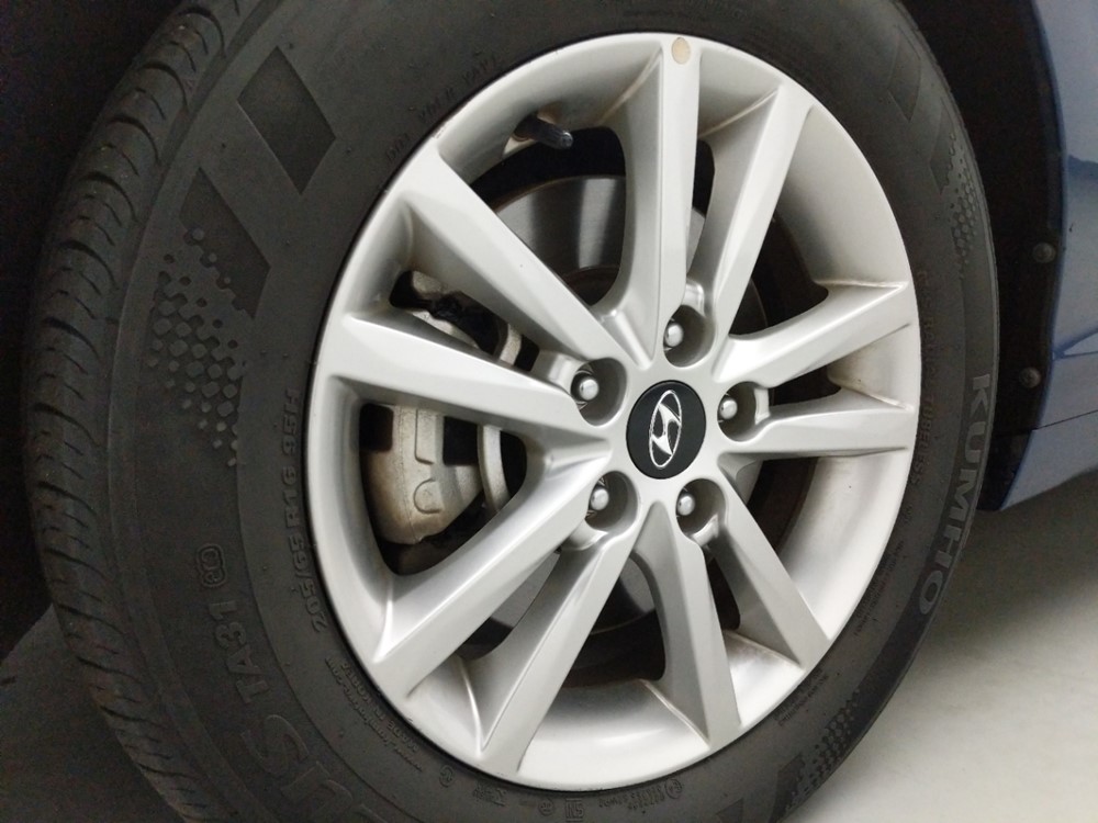 2017 Hyundai Sonata - Wheel