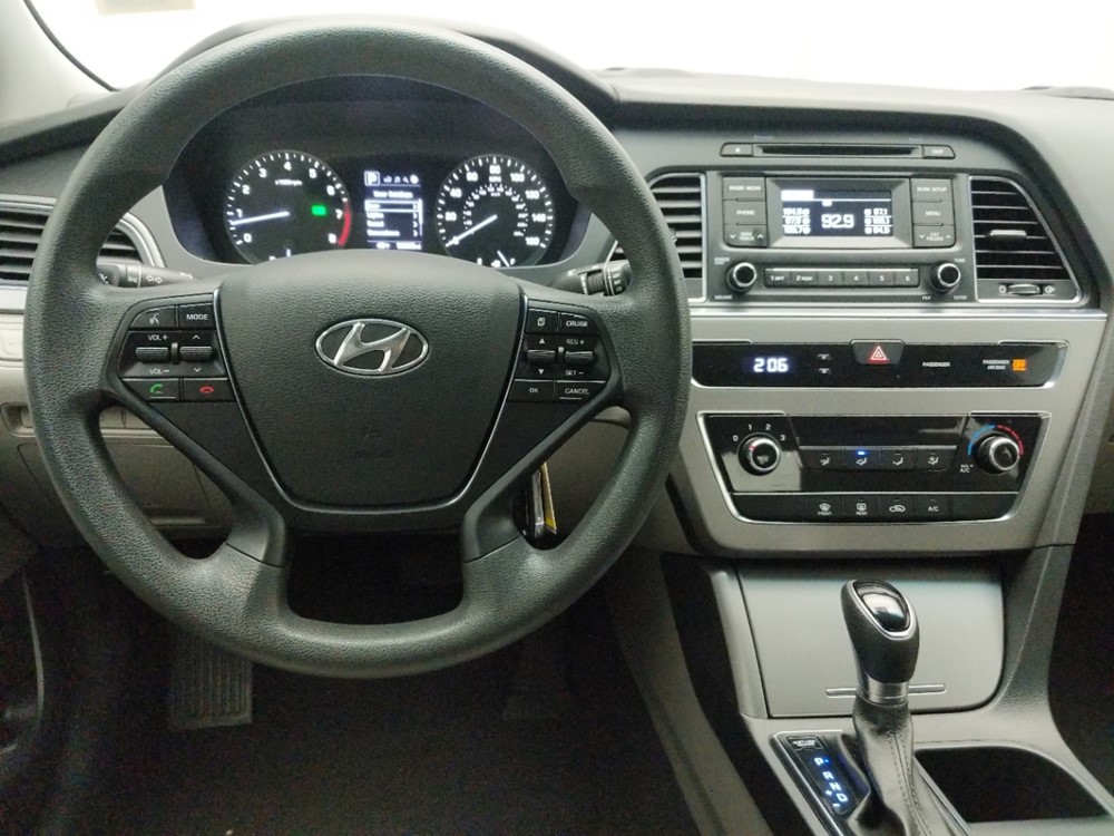 2017 Hyundai Sonata - Driver Dash