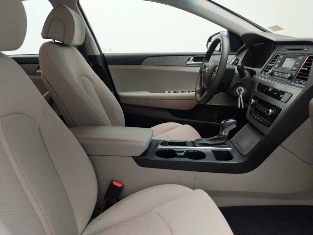 2017 Hyundai Sonata - Passenger Front Seat